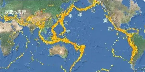 日本位于太平洋板块和亚欧板块之间吗?